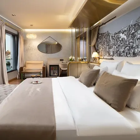فمدق ذا وينغز إسطنبول 4*