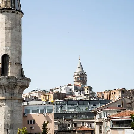 The Wings Karakoy 4*