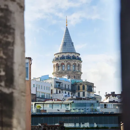 فندق The Wings Karakoy 4*