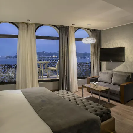 Hotel The Wings Karakoy 4*