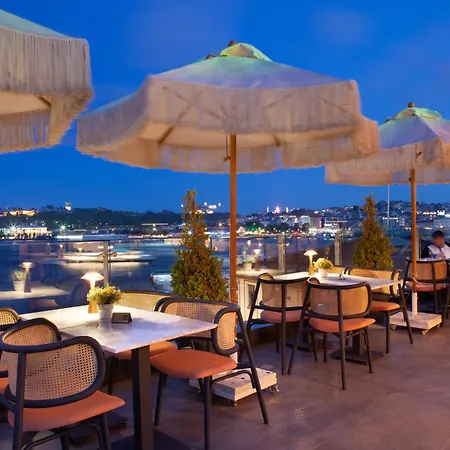 The Wings Karakoy 4*