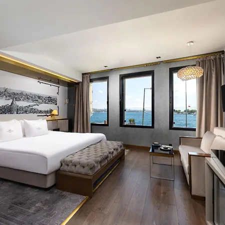 The Wings Karakoy 4*