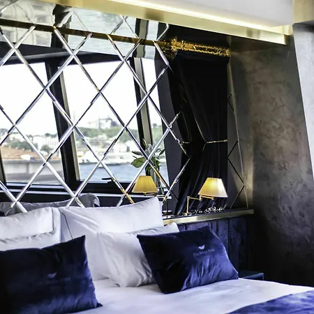 Отель The Wings Karakoy