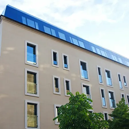 Hotel The Wings Karakoy