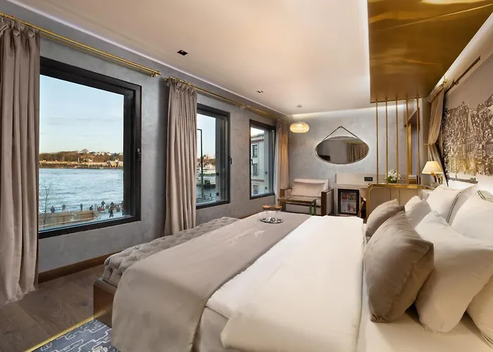 Hotel The Wings Karakoy