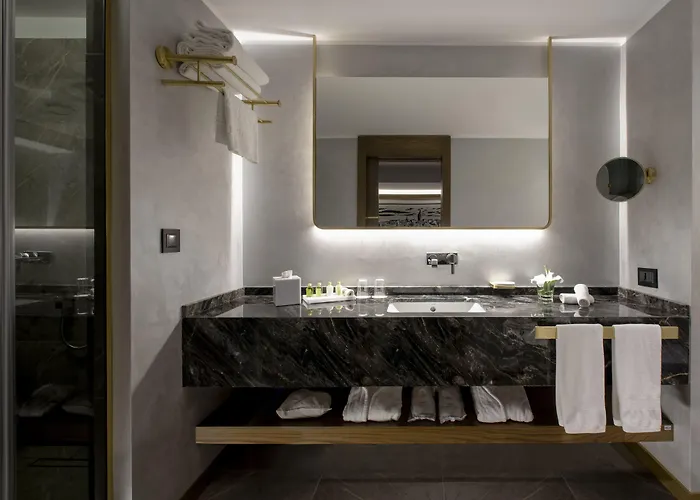 Hotel The Wings Karakoy