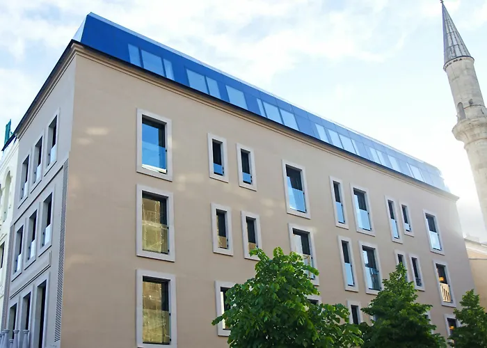 Hotel The Wings Karakoy