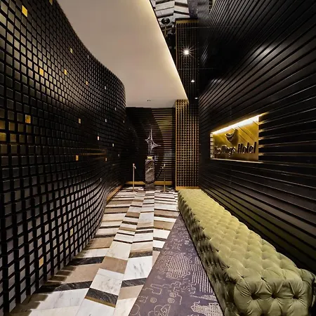 The Wings Karakoy Stambuł