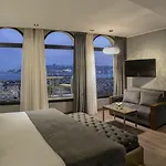 Hotel The Wings Karakoy 4*